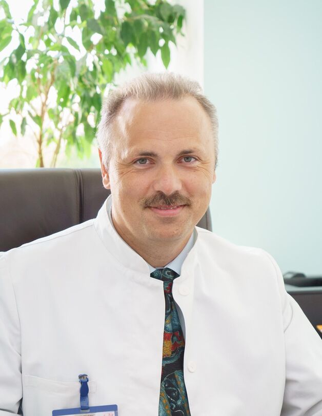 Docteur Expert en narcologie Emiliano